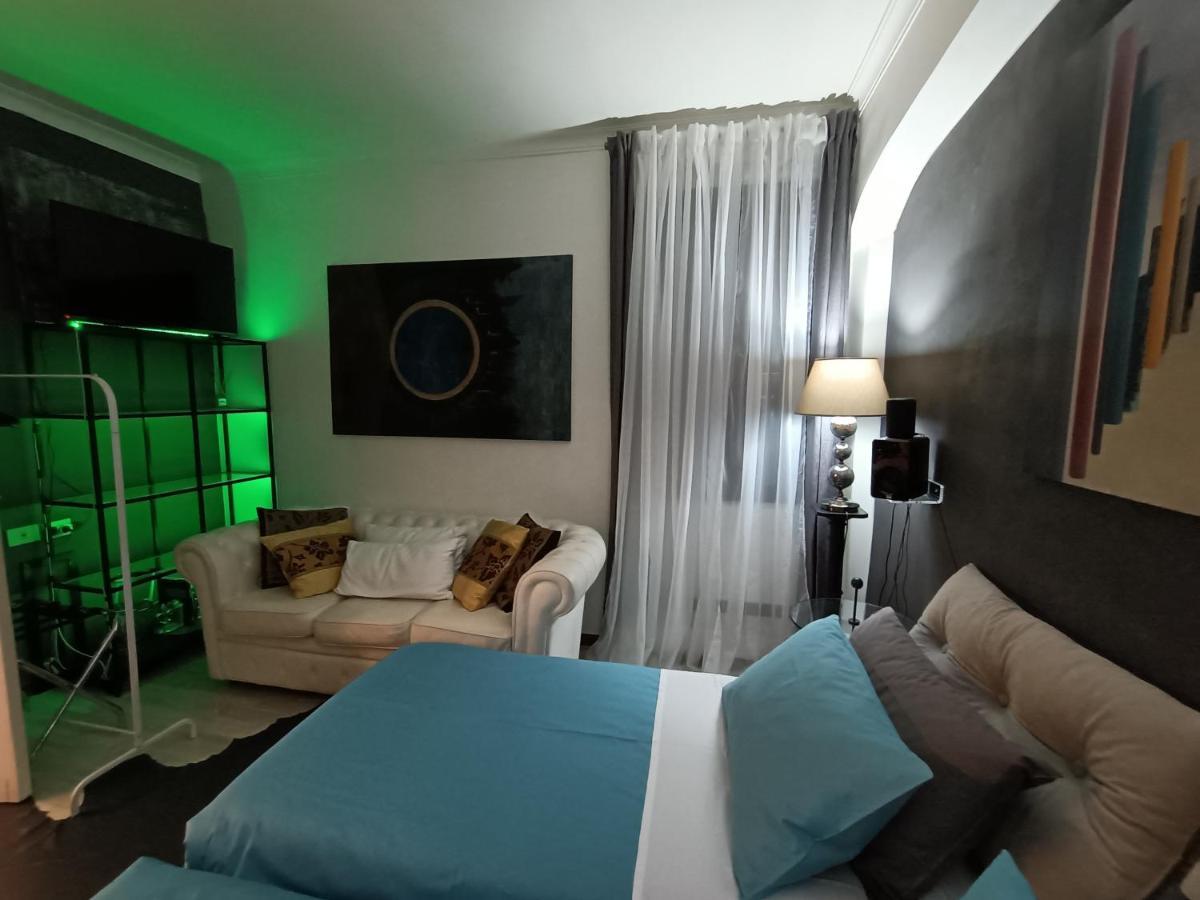 Spanish Steps Bedroom Roma Exterior foto